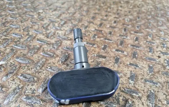 Tesla Model Y Tire pressure sensor 149070101D 1472547G