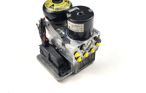 Mercedes-Benz E W211 ABS Pump A0084313912 0265960048 0265250143