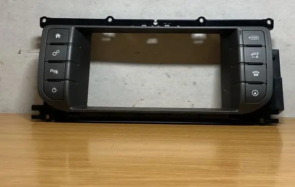 Land Rover Range Rover Evoque L538 Radio/GPS head unit trim GJ3219F211DB C544