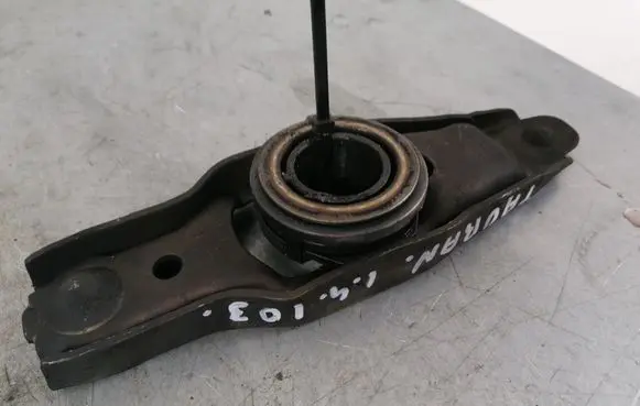 Volkswagen Touran I Slave cylinder release bearing 02A141165M
