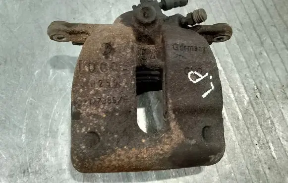 Skoda Fabia Mk2 (5J) Front brake caliper LUCAS