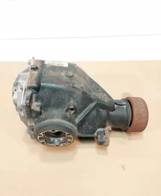 BMW X3 E83 Rear differential 7586018