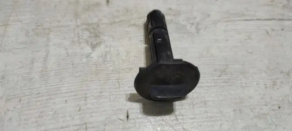 Radiator mount bracket