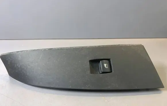 BMW 5 E60 E61 Electric window control switch 15939844