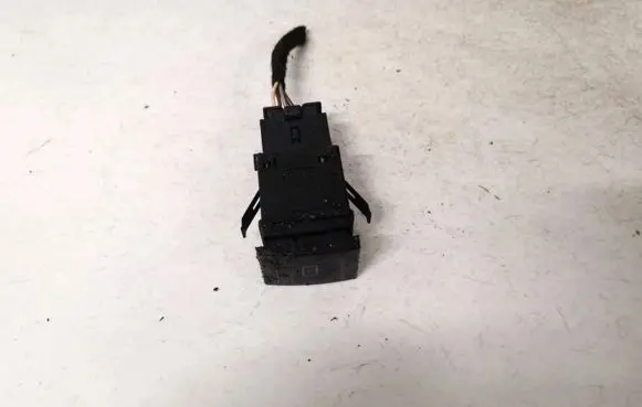 Volkswagen Polo Windscreen/window heater switch 6q0959621
