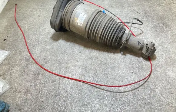 BMW i4 Shock absorber/damper/air suspension 13981113 24B0445V0279 755449D0504