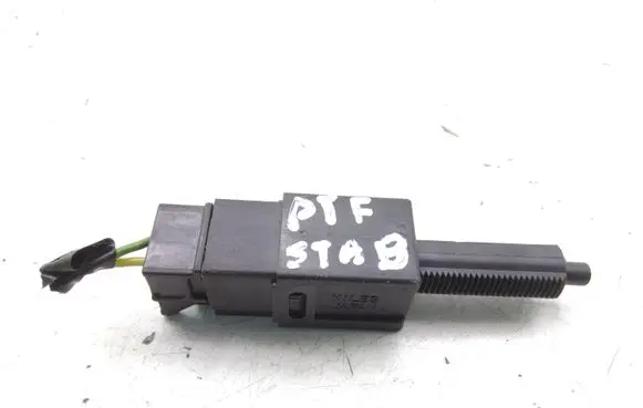 Nissan Pathfinder R51 Brake pedal sensor switch