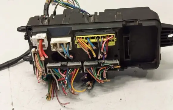 Volvo S40, V40 Fuse box set 30889703