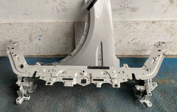 Jaguar E-Pace Fender