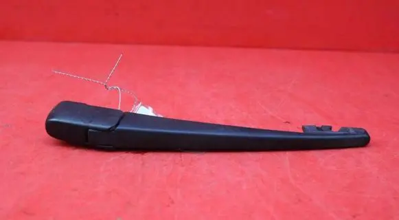 Fiat Sedici Rear wiper blade arm