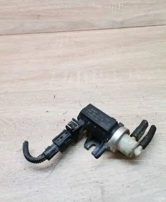 Valve vacuum