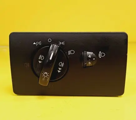 Ford Mondeo Mk III Light switch 1S7T13A024BB