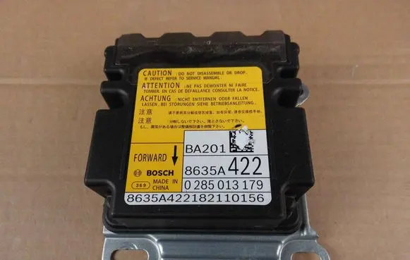 Mitsubishi Eclipse Cross Airbag control unit/module 8635A422
