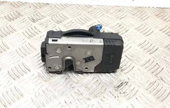 Renault Trafic II (X83) Front door lock 8200042332 91166235