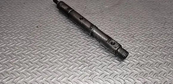 Land Rover Discovery Fuel injector KBAL90P37