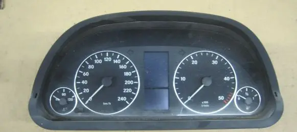 Mercedes-Benz A W169 Speedometer (instrument cluster) A1695405347