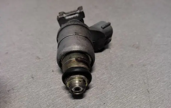 Audi A3 S3 A3 Sportback 8P Fuel injector 06A906031BT