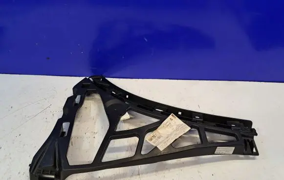Porsche Cayenne (92A) Front bumper mounting bracket 95850517750