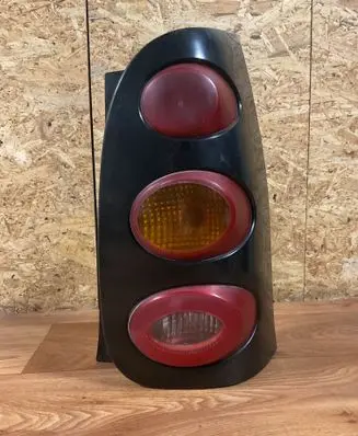 Smart ForTwo I Rear/tail lights 0011645 23142R