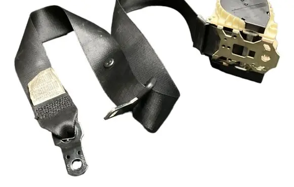 BMW Z4 E85 E86 Front seatbelt S1701687506 06B174CB1041