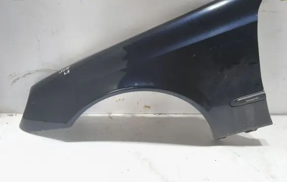 Mercedes-Benz E W211 Fender