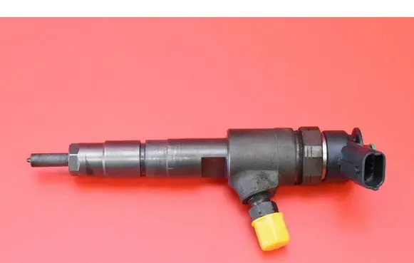 Ford Focus Fuel injector CV6Q-9F593-AA