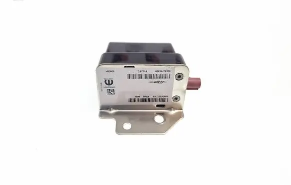 Chrysler Pacifica Aerial antenna amplifier P68293977AA 68293977AA 00533718290