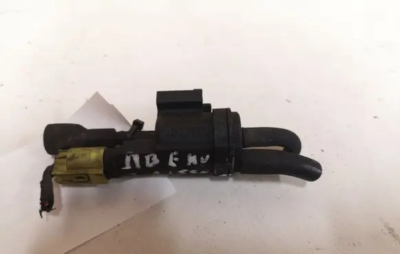 Mercedes-Benz C W204 Vacuum valve 0025401497 48B43625B00