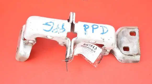 Nissan Primastar Front door hinge set 