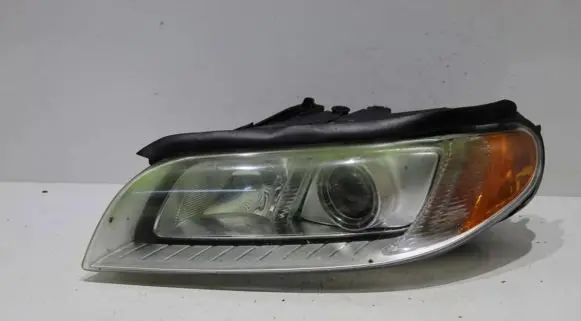 Volvo XC70 Headlight/headlamp