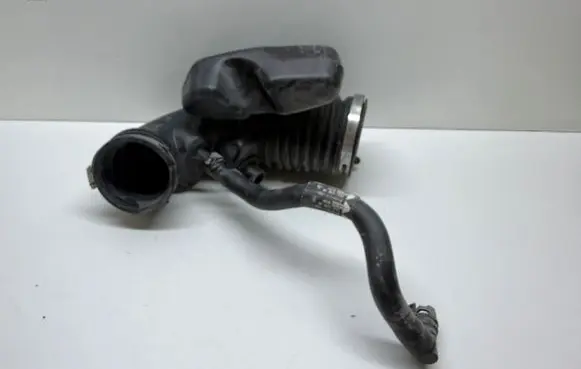 Ford Mustang VI Air intake duct part FR3E6758AB FR3C9G868BA V3ZXE