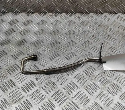 Bentley Flying Spur Turbo turbocharger oiling pipe/hose 079145140F