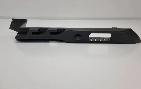 Jaguar F-Pace (D)pillar trim (top) HK8331012AC