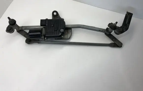 Volkswagen PASSAT B7 Front wiper linkage A5361794 K1125 3AB955023