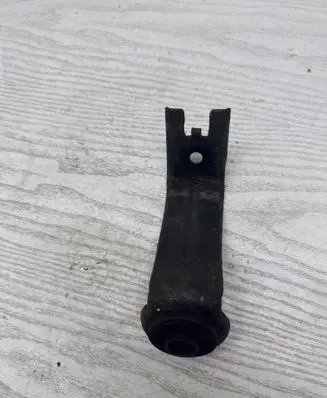 Toyota Avensis T270 Radiator mount bracket 16523-0R010