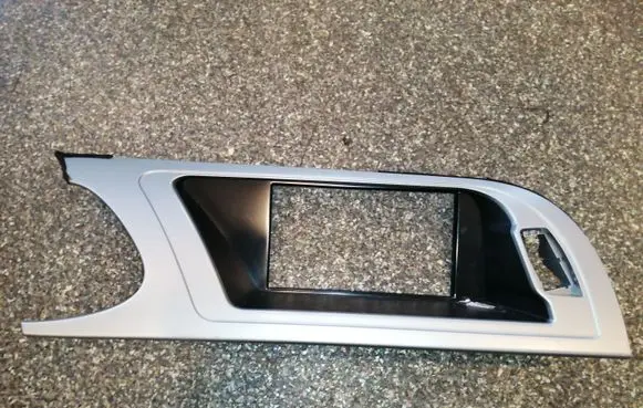 Audi A4 S4 B8 8K Radio/GPS head unit trim 8K1857186F