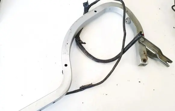 Toyota Avensis T250 Tailgate/trunk/boot hinge