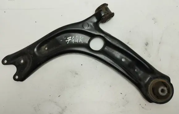 Volkswagen PASSAT B8 Front lower control arm/wishbone 5Q0407183E