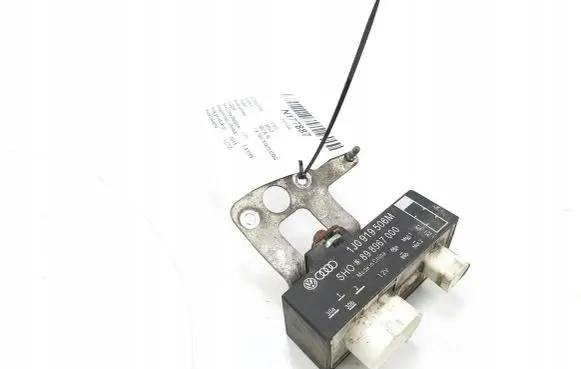 Seat Ibiza IV (6J,6P) Coolant fan relay 