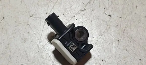 Dodge Durango III Airbag deployment crash/impact sensor L9101E899L