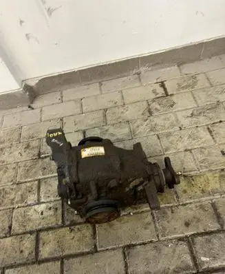 BMW 1 E81 E87 Rear differential 756616902 D7836