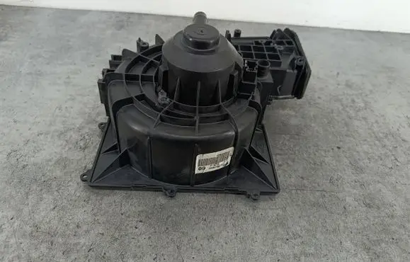 Nissan Primera Heater fan/blower 27200AV602