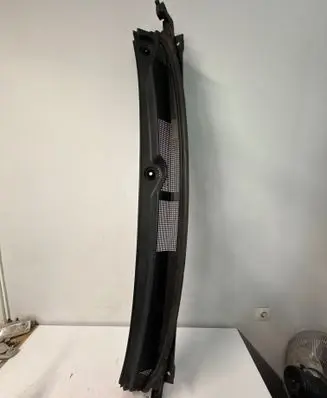 Chrysler Pacifica Wiper trim 68228471AF
