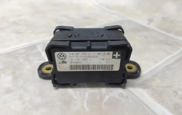 Audi Q7 4L ESP acceleration yaw rate sensor 7H0907652A