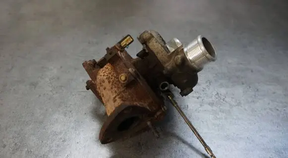 Land Rover Discovery 4 - LR4 Turbo AX2Q6K682CA