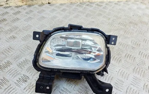 KIA Carens III Front fog light 92202A4010