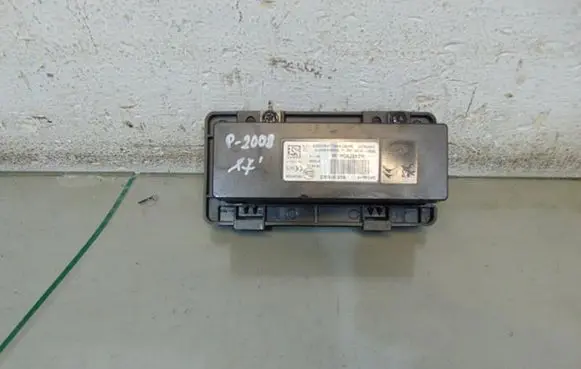 Peugeot 2008 I Bluetooth control unit module 9824679080
