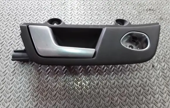 Audi A4 S4 B6 8E 8H Front door interior handle 8E2837019