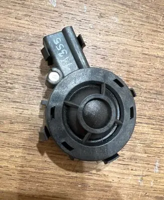 Volvo V70 High frequency speaker in the rear doors 31252330
