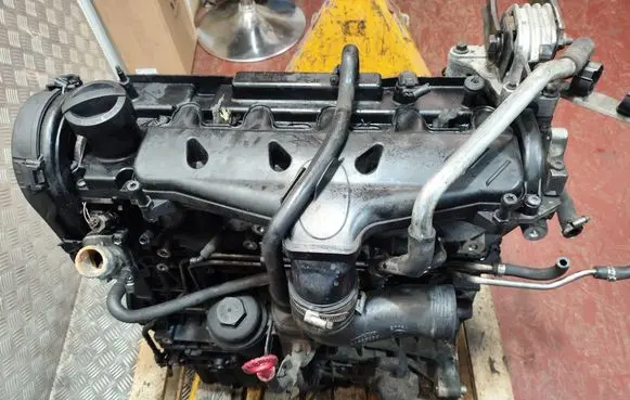 Volvo XC90 Engine 6901083 329916 D5244T